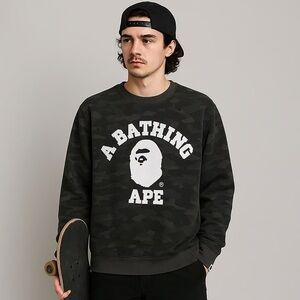 Bape Camo Sweatshirt Sz XXL ( Like Sz L) Mens